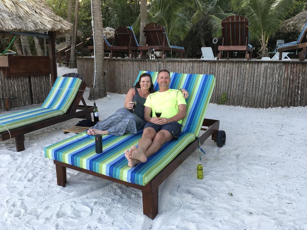 Xanadu Island Resort San Pedro  Eksteriør bilde